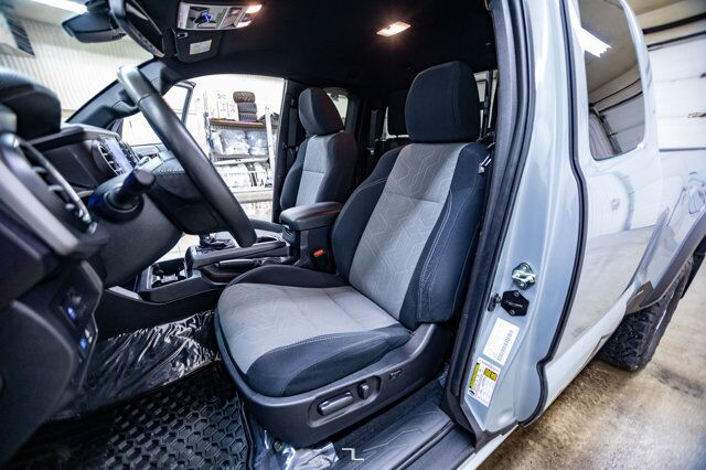 2020 Toyota Tacoma 4x4 Access Cab TRD Off Road Nav BCam Red Deer AB