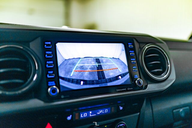 2020 Toyota Tacoma 4x4 Access Cab TRD Off Road Nav BCam Red Deer AB