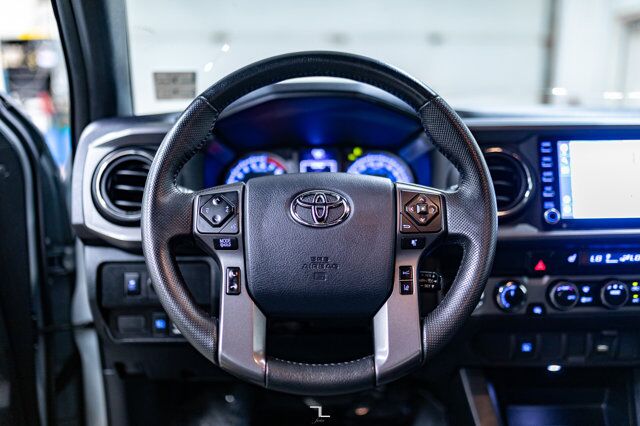 2020 Toyota Tacoma 4x4 Access Cab TRD Off Road Nav BCam Red Deer AB