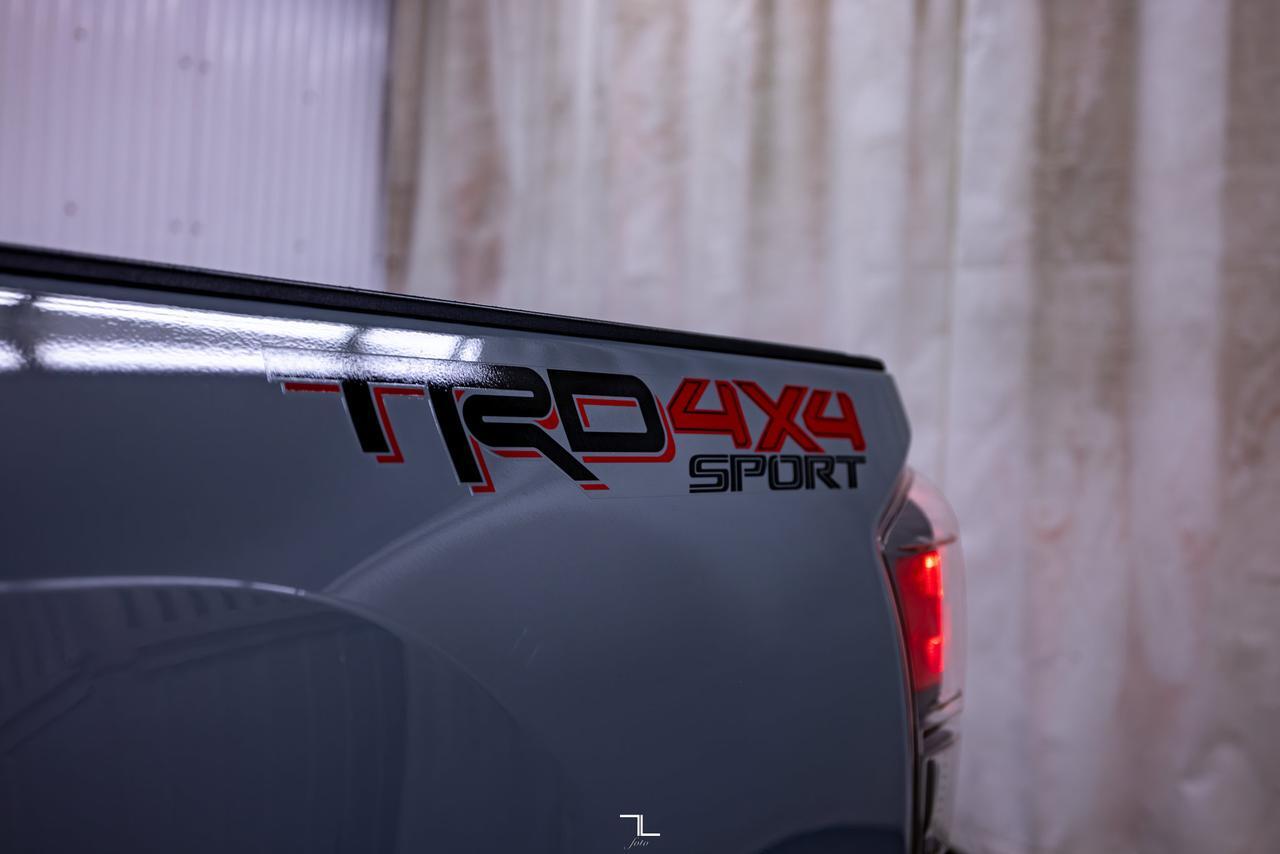 2020 Toyota Tacoma 4x4 Crew Cab TRD Sport Leather Roof Nav Red Deer AB