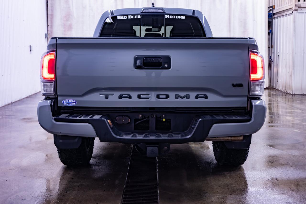 2020 Toyota Tacoma 4x4 Crew Cab TRD Sport Leather Roof Nav Red Deer AB