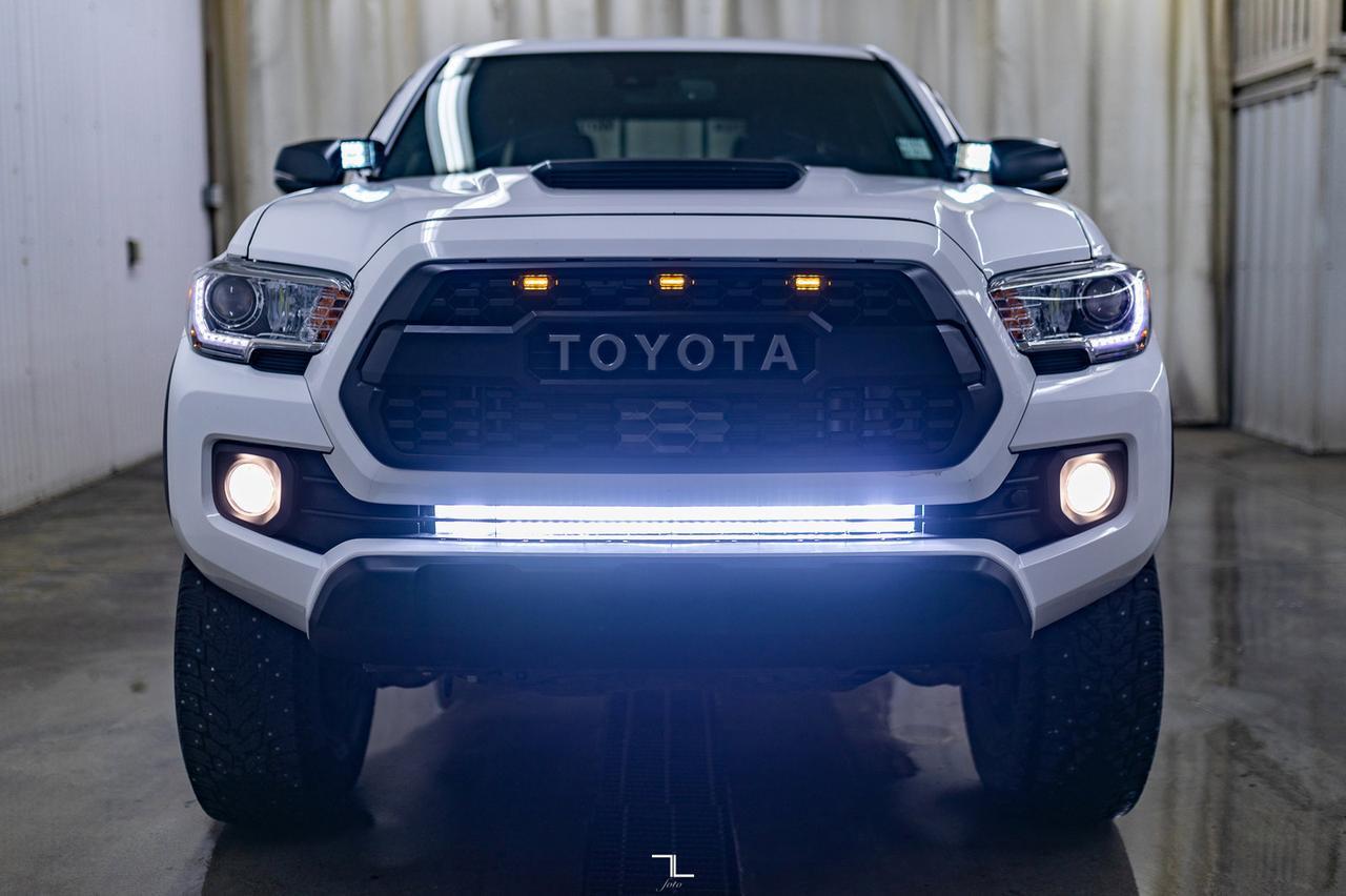 2020 Toyota Tacoma 4x4 Crew Cab TRD Sport Manual Leather Roof Nav Red Deer AB