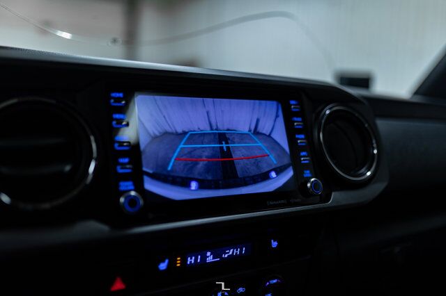 2020 Toyota Tacoma 4x4 Crew Cab TRD Sport Manual Leather Roof Nav Red Deer AB