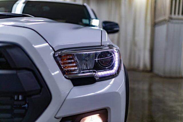 2020 Toyota Tacoma 4x4 Crew Cab TRD Sport Manual Leather Roof Nav Red Deer AB