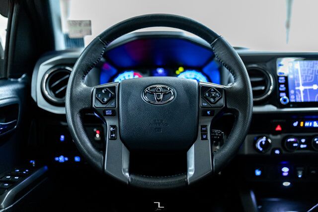 2020 Toyota Tacoma 4x4 Crew Cab TRD Sport Manual Leather Roof Nav Red Deer AB