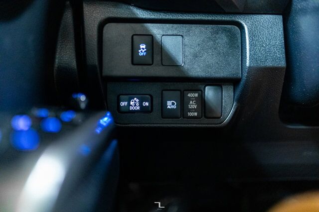 2020 Toyota Tacoma 4x4 Double Cab SR5 PSeat BCam Red Deer AB