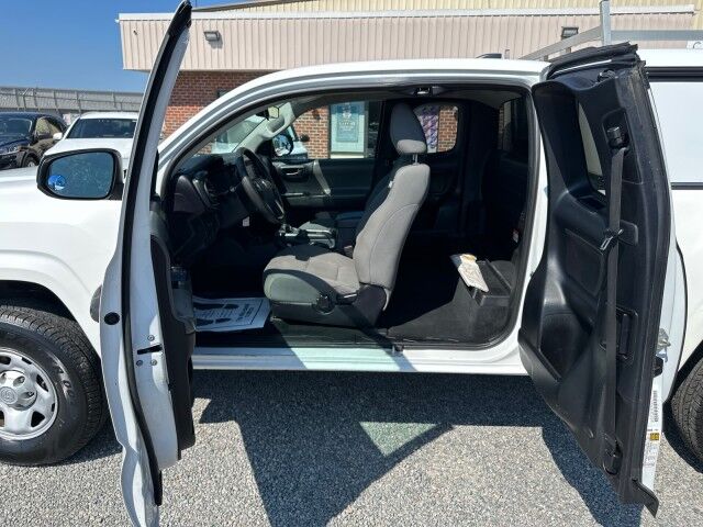 2020 Toyota Tacoma Extended Cab SR Pickup w/ ARE WorkCap & Spray Rig Ashland VA