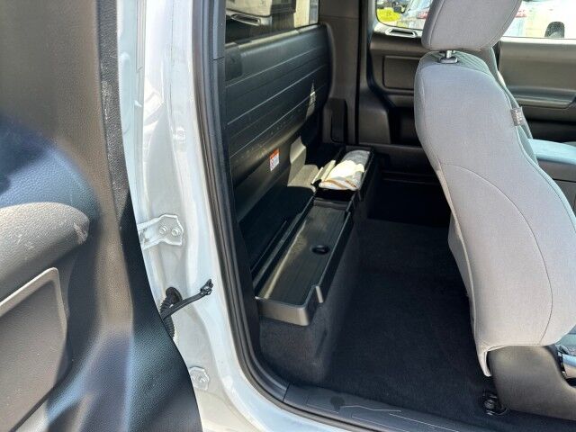 2020 Toyota Tacoma Extended Cab SR Pickup w/ ARE WorkCap & Spray Rig Ashland VA