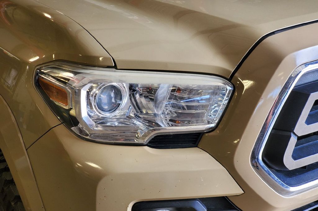 2020 Toyota Tacoma SR5