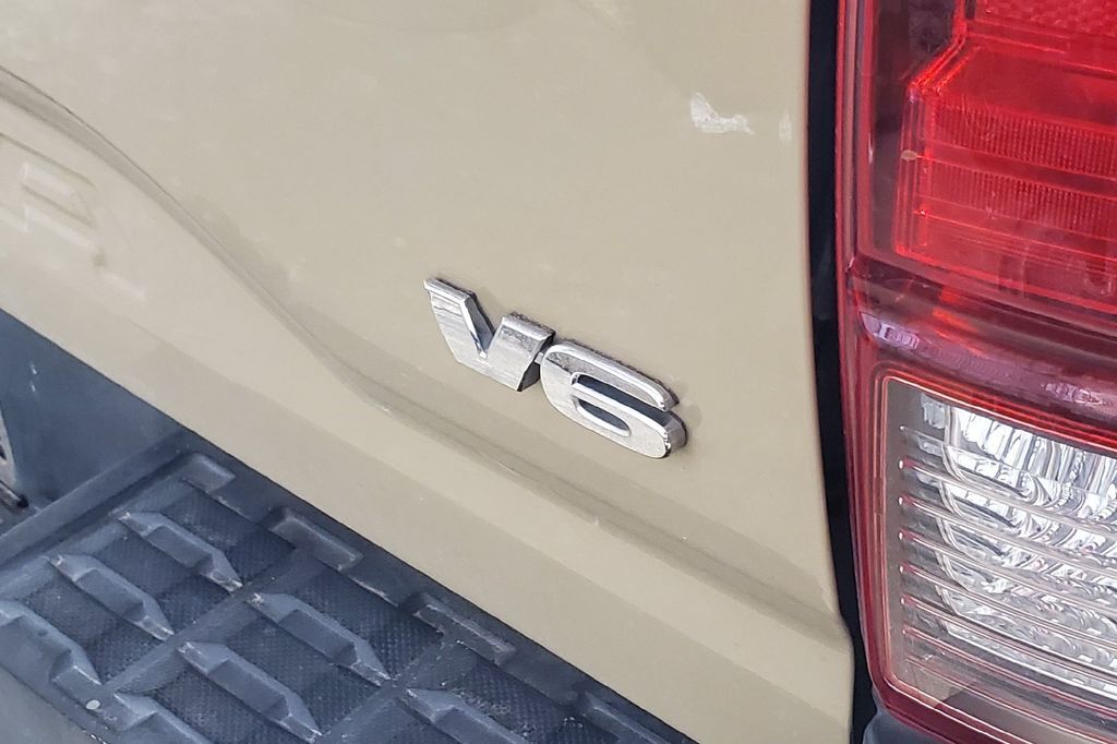 2020 Toyota Tacoma SR5 Hondo TX