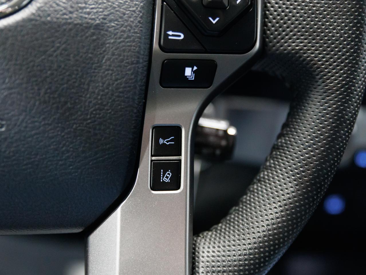 2020 Toyota Tacoma SR5 Crew Cab 4WD Cranberry PA