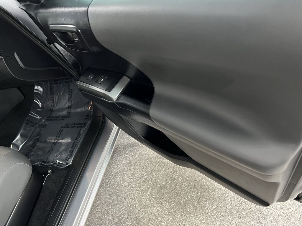 2020 Toyota Tacoma SR5 Highlands Ranch CO