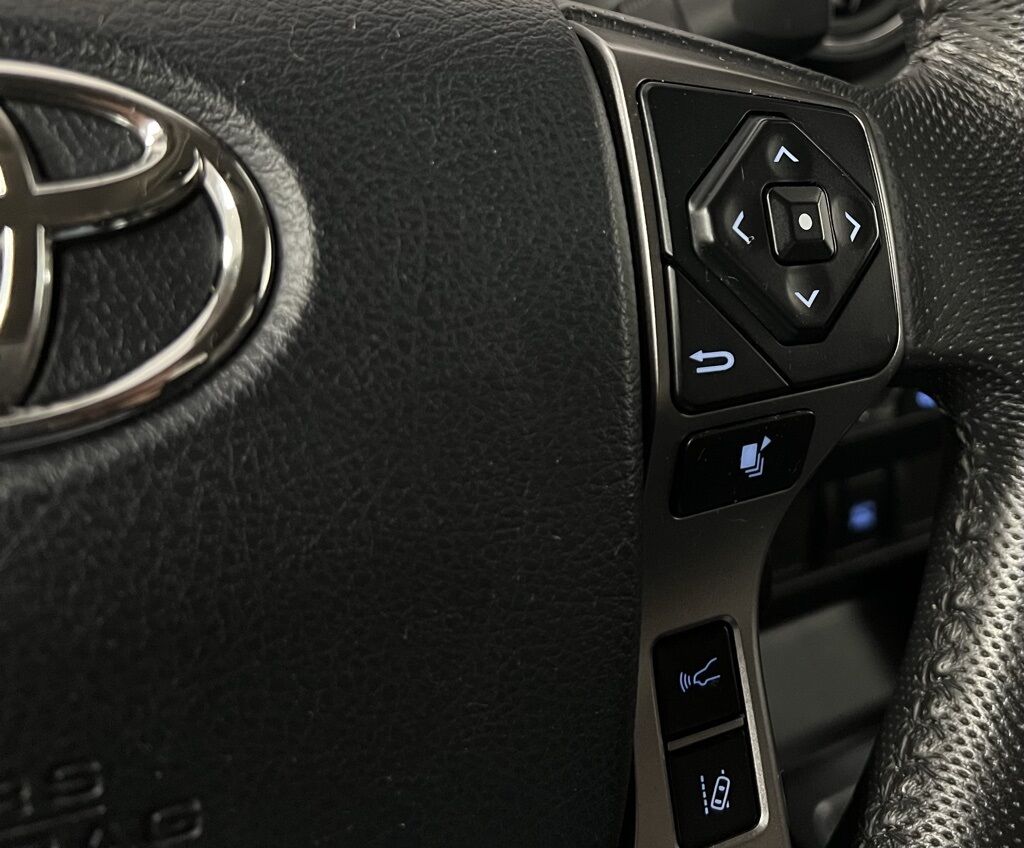 2020 Toyota Tacoma SR5 Highlands Ranch CO