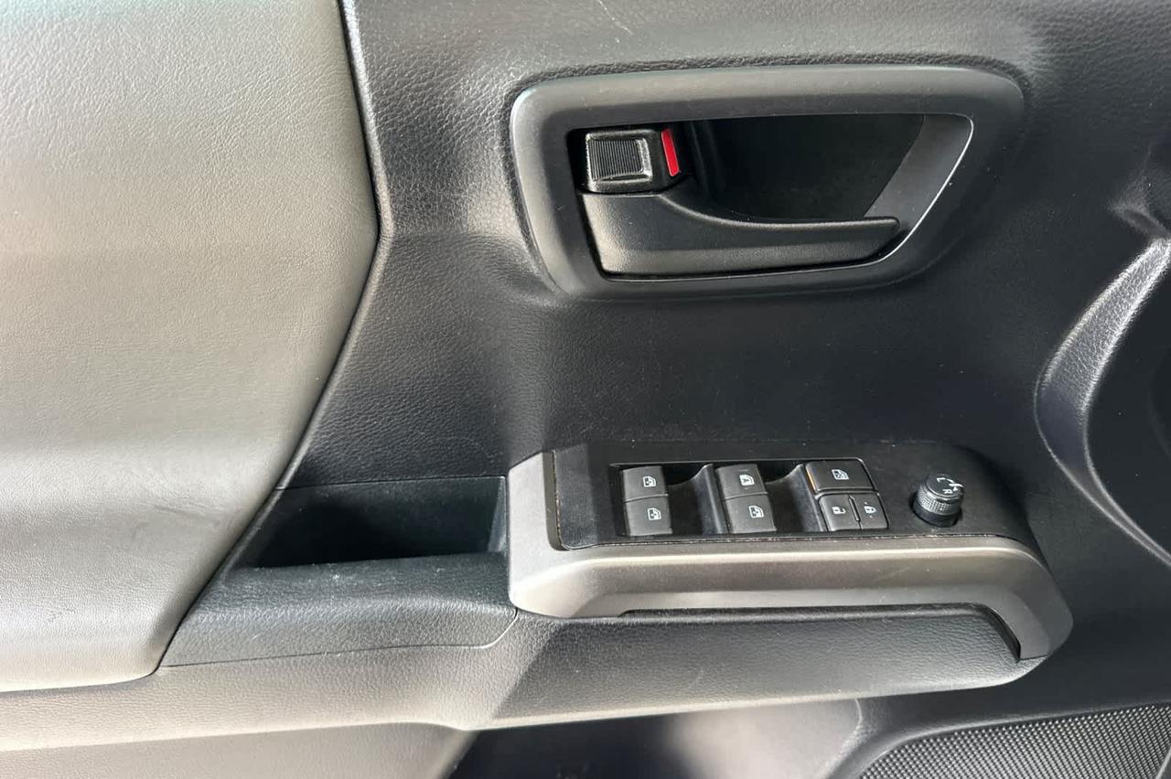 2020 Toyota Tacoma SR5 Roseville CA