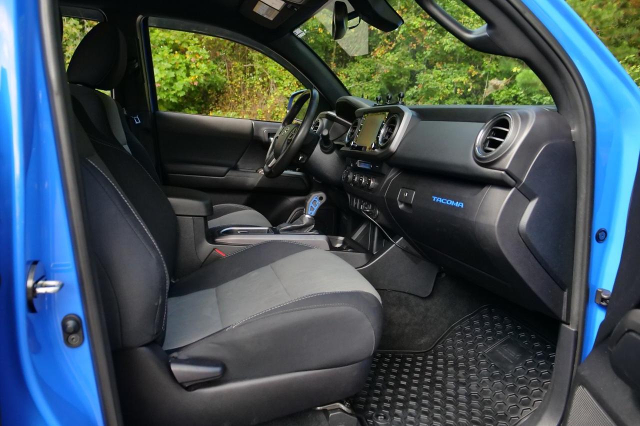 2020 Toyota Tacoma TRD Sport 4X4 / UPGRADES / Voodoo Blue! Lincolnton NC
