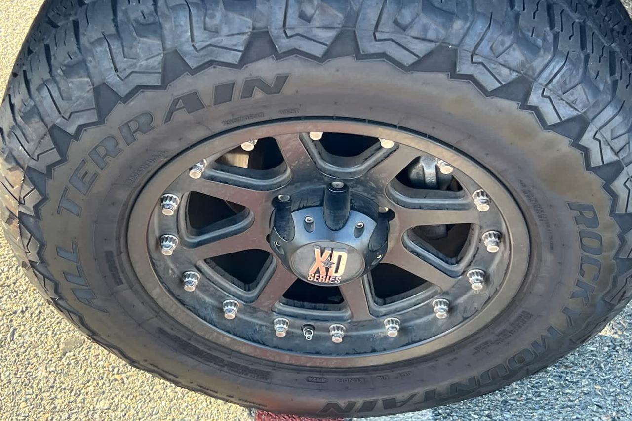 2020 Toyota Tacoma TRD Sport