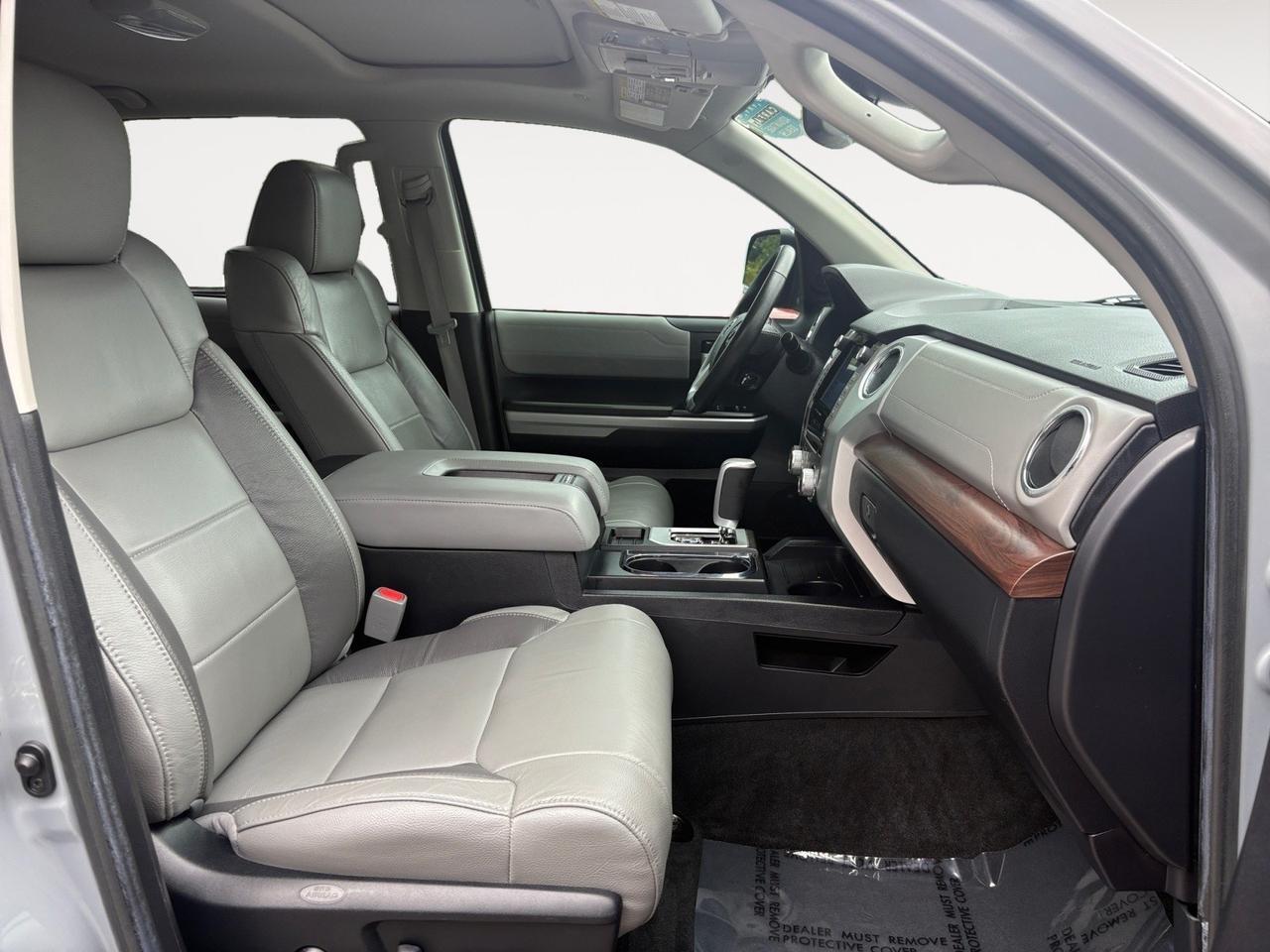 2020 Toyota Tundra 4WD Limited, BED LINER, POWER REAR SLIDING WINDOW, APPLE CARPLAY/ANDROID AUTO, HEATED SEATS, NAVIGATION, REAR BUMPER STEP, FLORIDA VEHICLE, CLEAN CARFAX, ONLY 1 OWNER, TEST DRIVE THIS TUNDRA TODAY! Virginia Beach VA