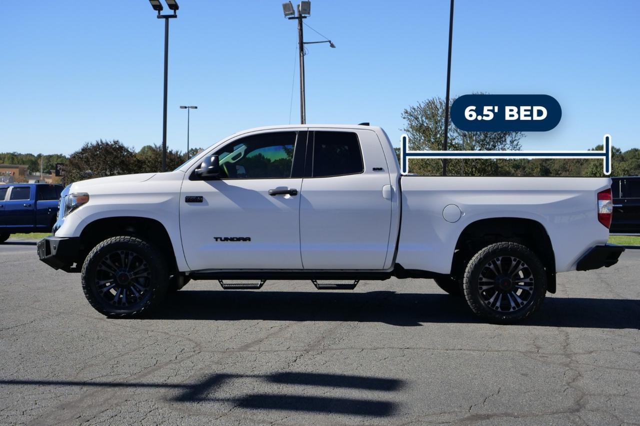 2020 Toyota Tundra 4WD SR5 4X4 / 5.7L V8 / Wheels & Tire Upgrade Lincolnton NC