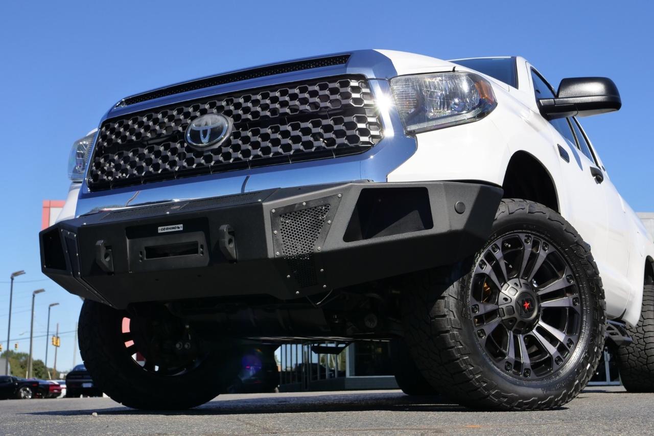 2020 Toyota Tundra 4WD SR5 4X4 / 5.7L V8 / Wheels & Tire Upgrade Lincolnton NC
