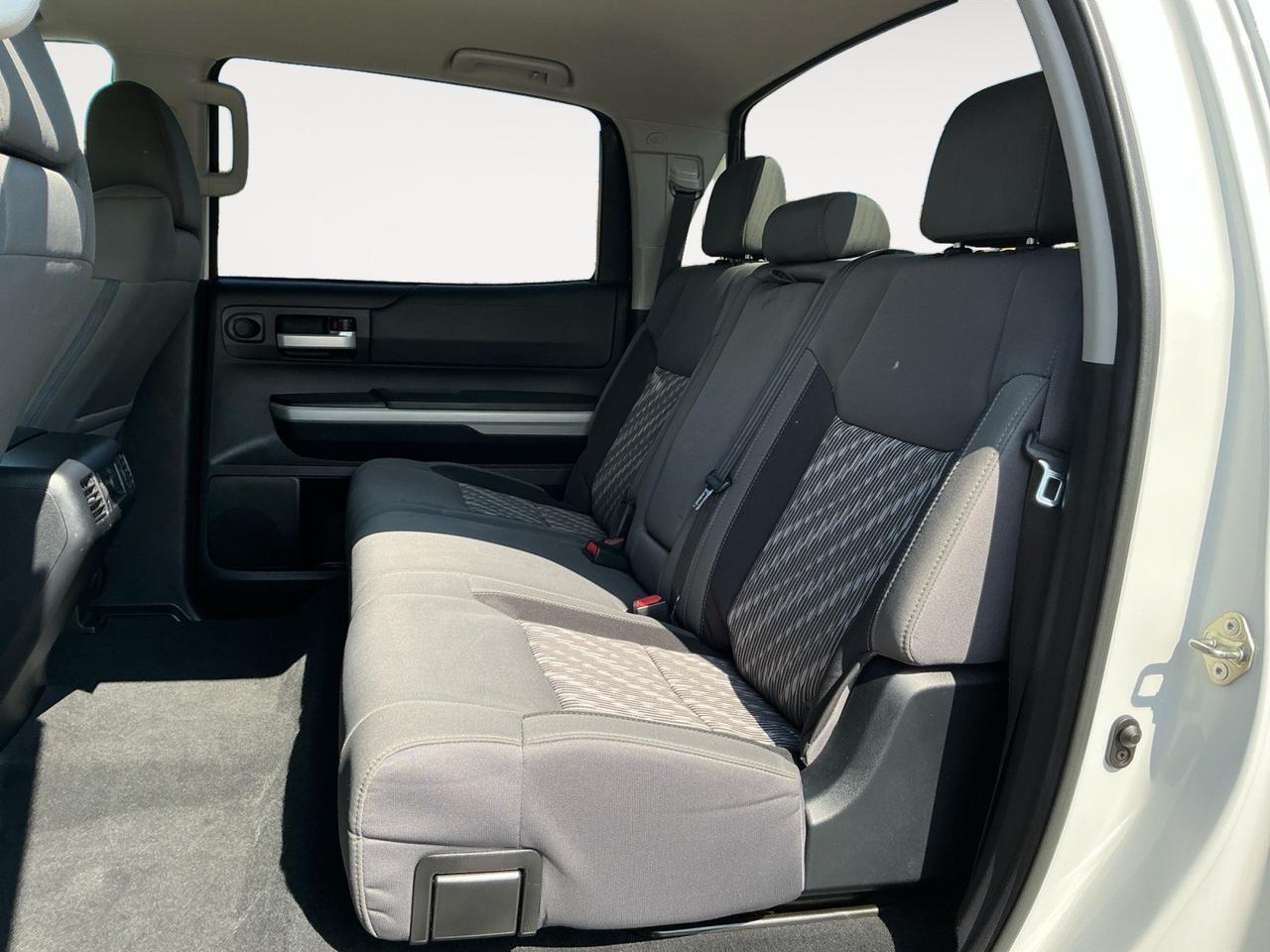 2020 Toyota Tundra SR5 - Photo 12