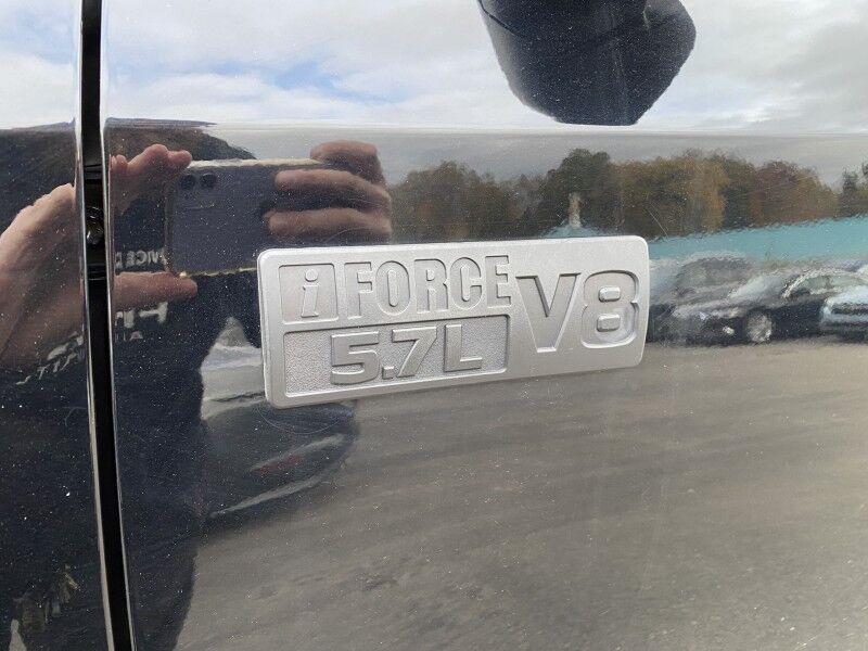 2020 Toyota Tundra 4WD SR5 Bristol  PA