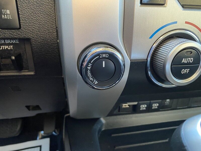 2020 Toyota Tundra 4WD SR5 Bristol  PA