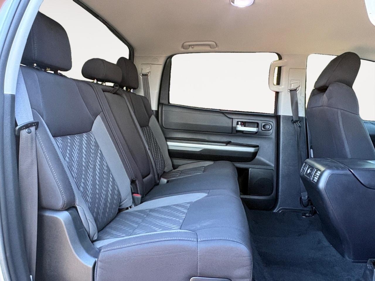 2020 Toyota Tundra 4WD SR5, LIFTED, RUNNING BOARDS, CUSTOM TRD WHEELS, TOW PACKAGE, BACKUP CAMERA WITH PARKING SENSORS, REMOTE START, NAVIGATION, APPLE CARPLAY/ANDROID AUTO CAPABLE, LOW MILES, TAKE A TUNDRA HOME TODAY! Virginia Beach VA
