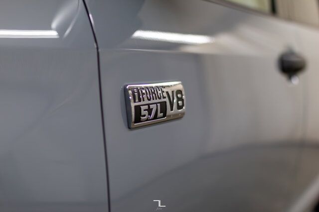 2020 Toyota Tundra 4x4 Crew Max SR5 TRD Offroad Roof BCam Red Deer AB