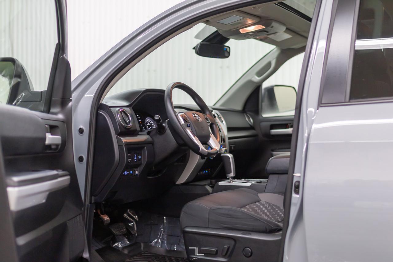 2020 Toyota Tundra 4x4 Crew Max SR5 TRD Offroad Roof BCam Red Deer AB