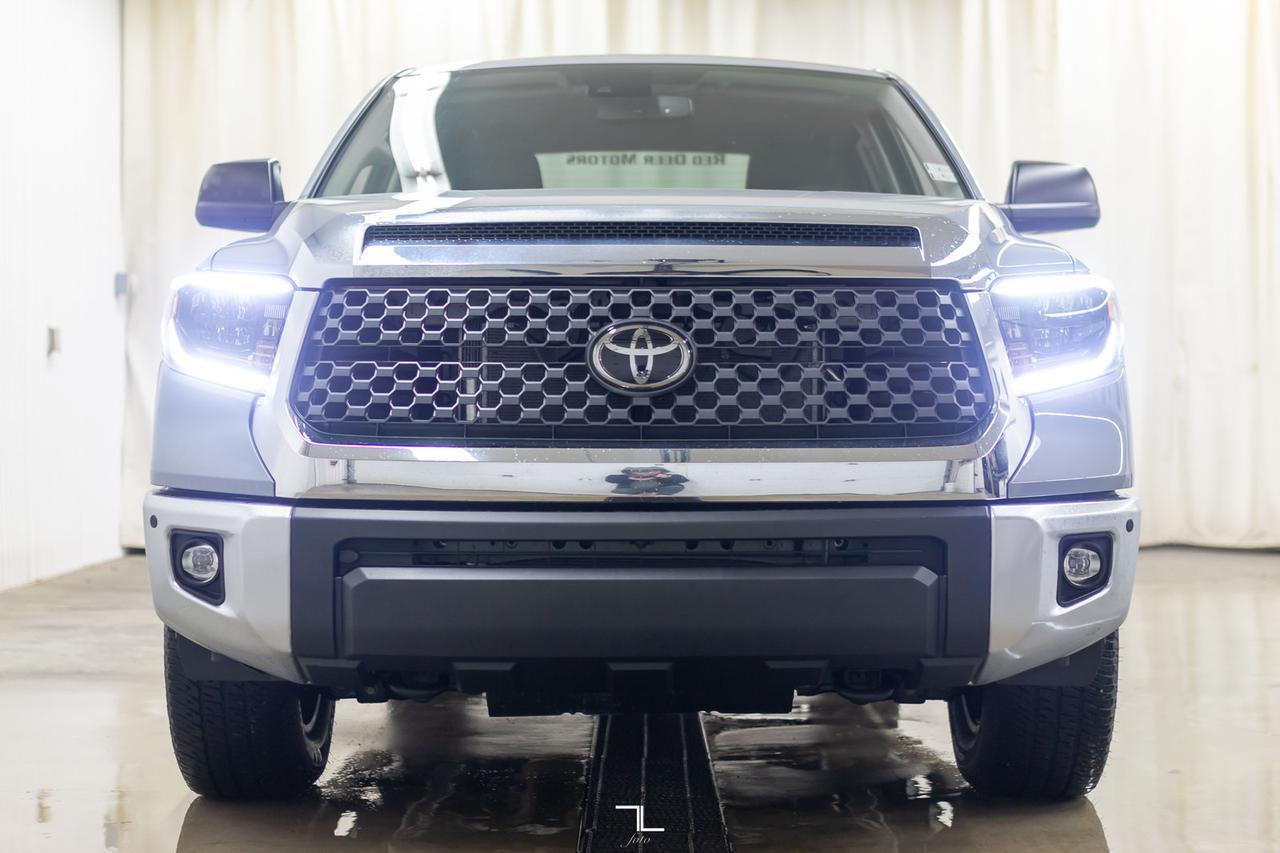 2020 Toyota Tundra 4x4 Crew Max SR5 TRD Offroad Roof BCam Red Deer AB