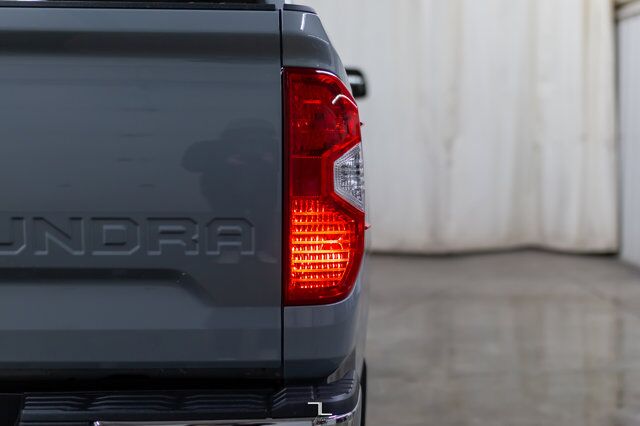 2020 Toyota Tundra 4x4 Crew Max SR5 TRD Offroad Roof BCam Red Deer AB