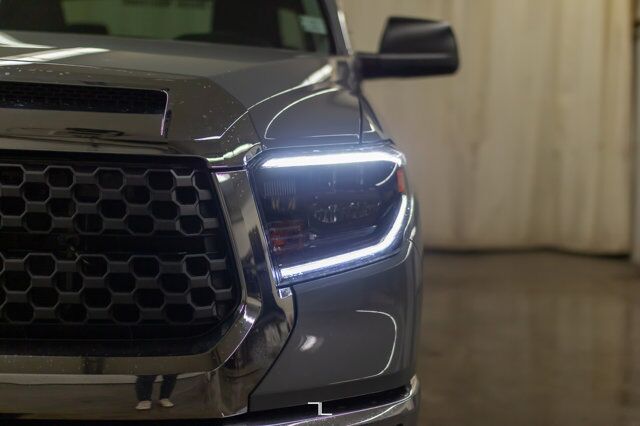 2020 Toyota Tundra 4x4 Crew Max SR5 TRD Offroad Roof BCam Red Deer AB