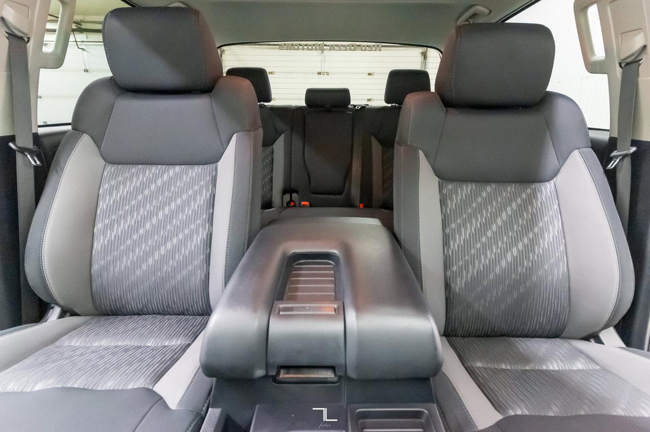 2020 Toyota Tundra 4x4 Crew Max SR5 TRD Offroad Roof BCam Red Deer AB