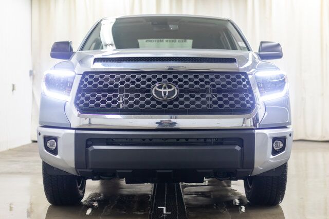 2020 Toyota Tundra 4x4 Crew Max SR5 TRD Offroad Roof BCam Red Deer AB