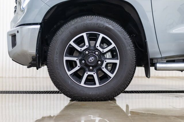 2020 Toyota Tundra 4x4 Crew Max SR5 TRD Offroad Roof BCam Red Deer AB