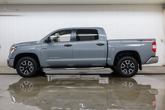 2020 Toyota Tundra 4x4 Crew Max SR5 TRD Offroad Roof BCam Red Deer AB