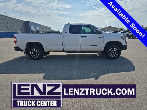 2020_Toyota_Tundra_4x4 Double Cab SR5_ Fond du Lac WI