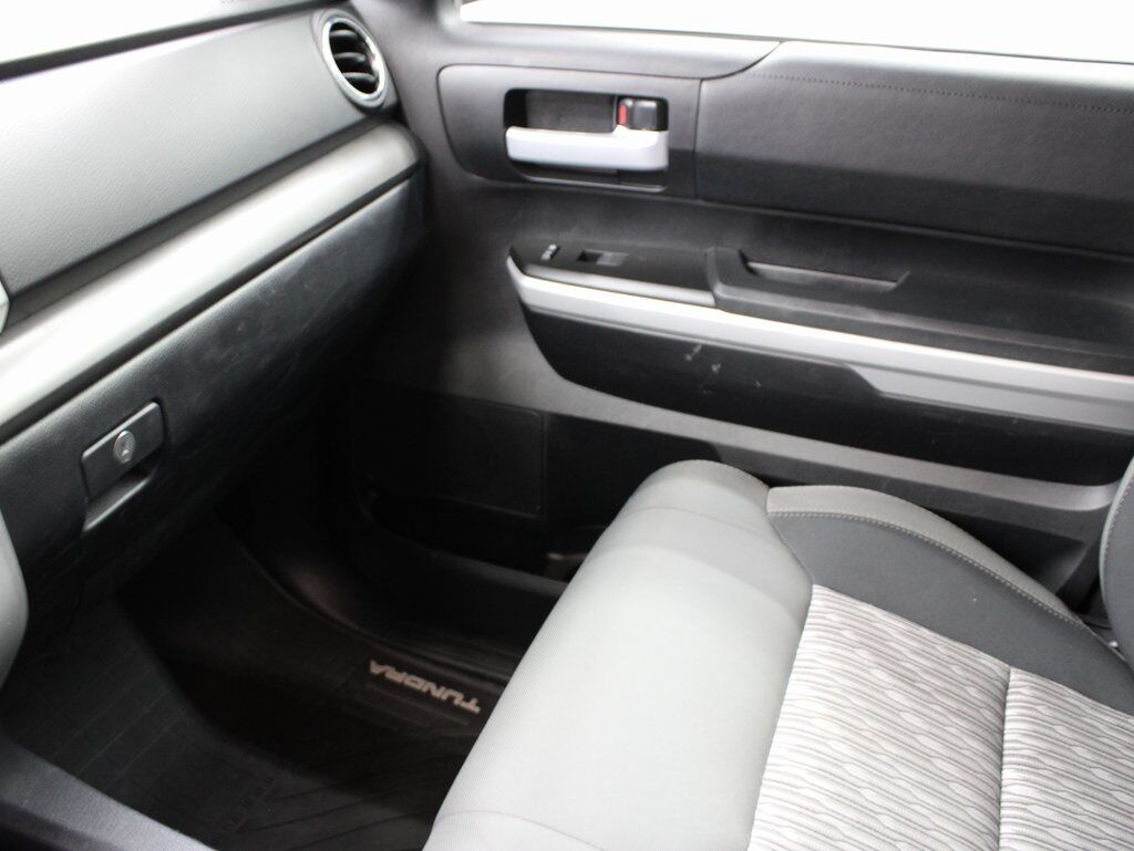 2020 Toyota Tundra 4x4 Double Cab SR5 Fond du Lac WI