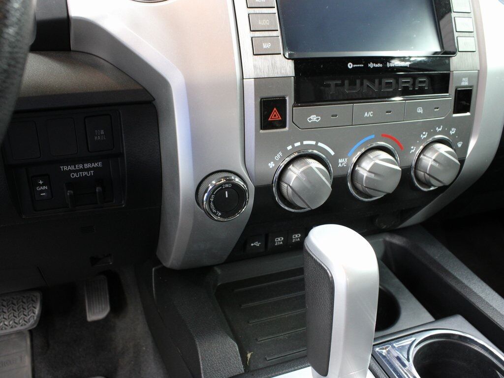 2020 Toyota Tundra 4x4 Double Cab SR5 Fond du Lac WI