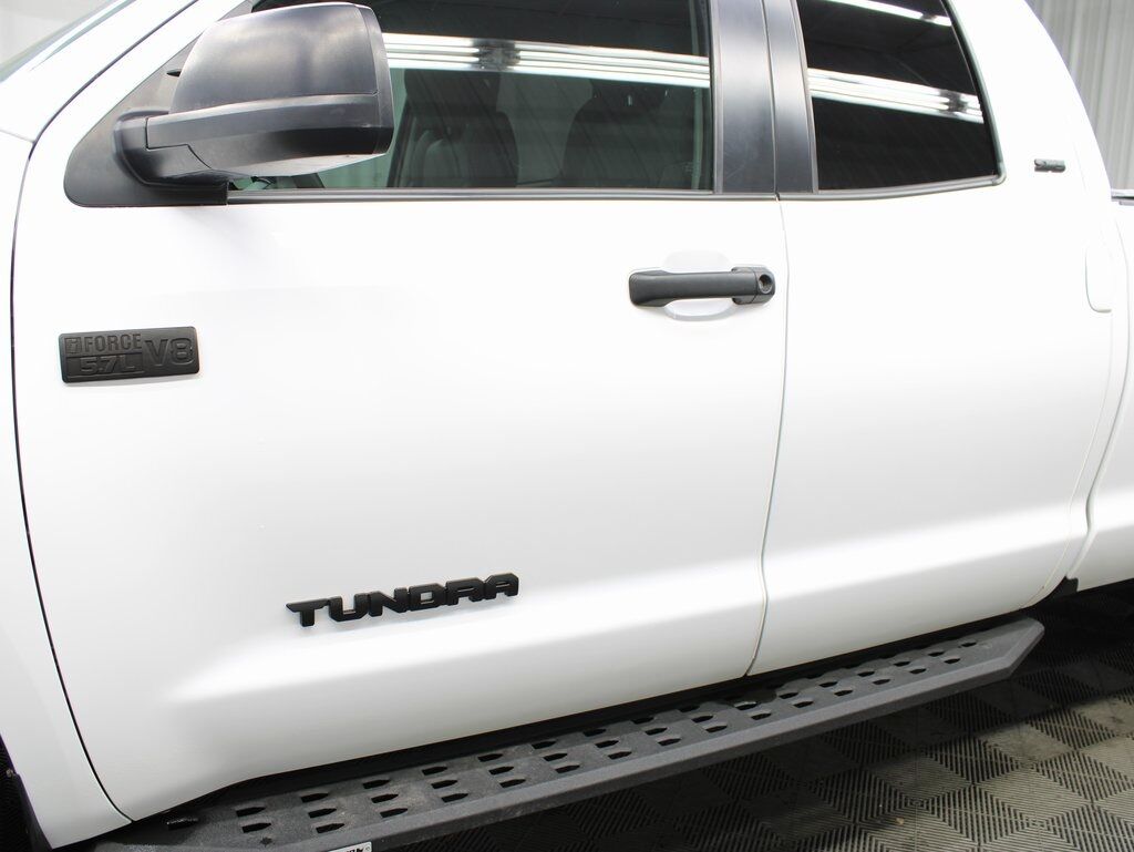 2020 Toyota Tundra 4x4 Double Cab SR5 Fond du Lac WI