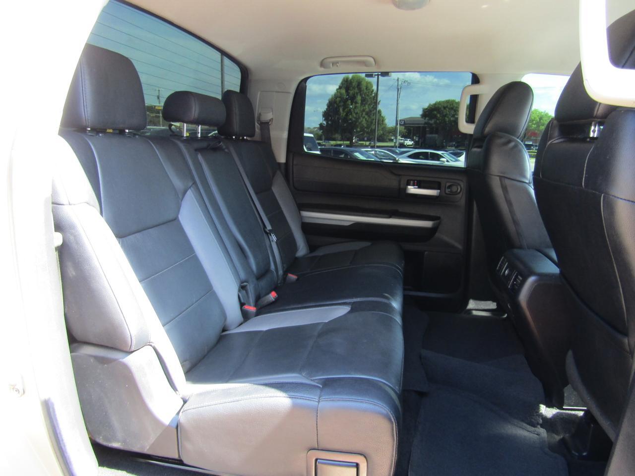 2020 Toyota Tundra Limited CrewMax 5.5 Bed 5.7L (GS) Grand Prairie TX
