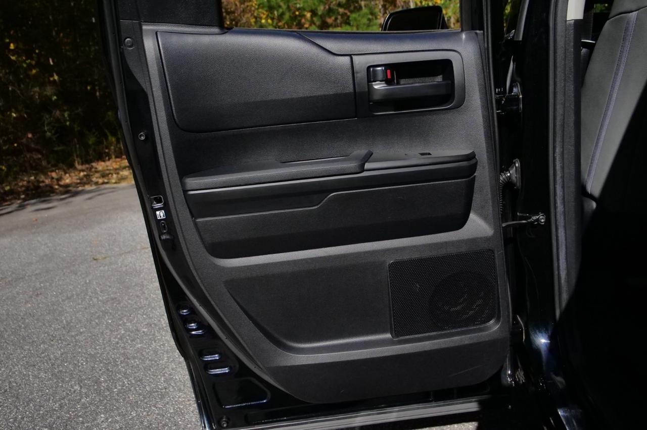 2020 Toyota Tundra SR 4X4 / Adaptive Cruise / CarPlay! Lincolnton NC
