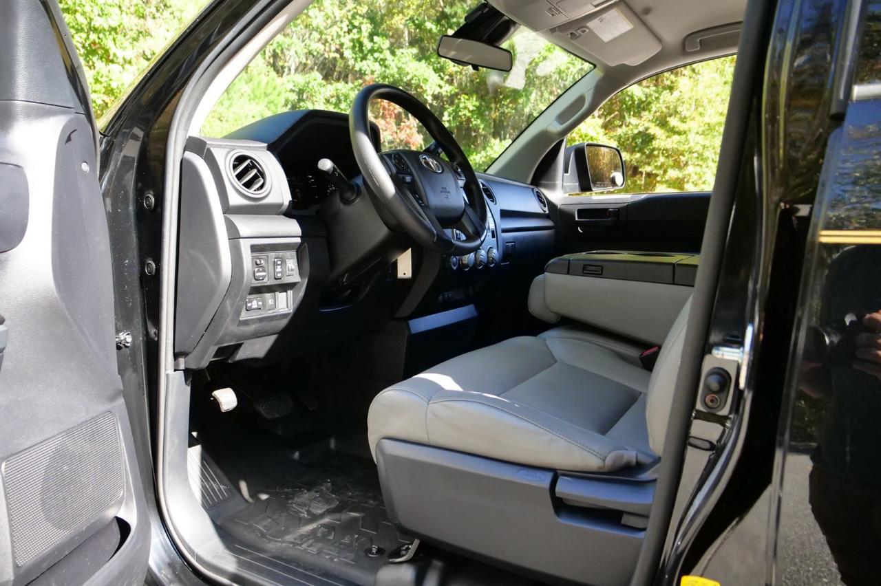 2020 Toyota Tundra SR 4X4 / Adaptive Cruise / CarPlay! Lincolnton NC
