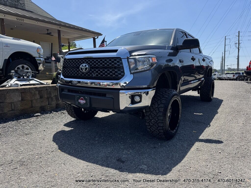 2020 Toyota Tundra SR5 4X4 - LIFTED
