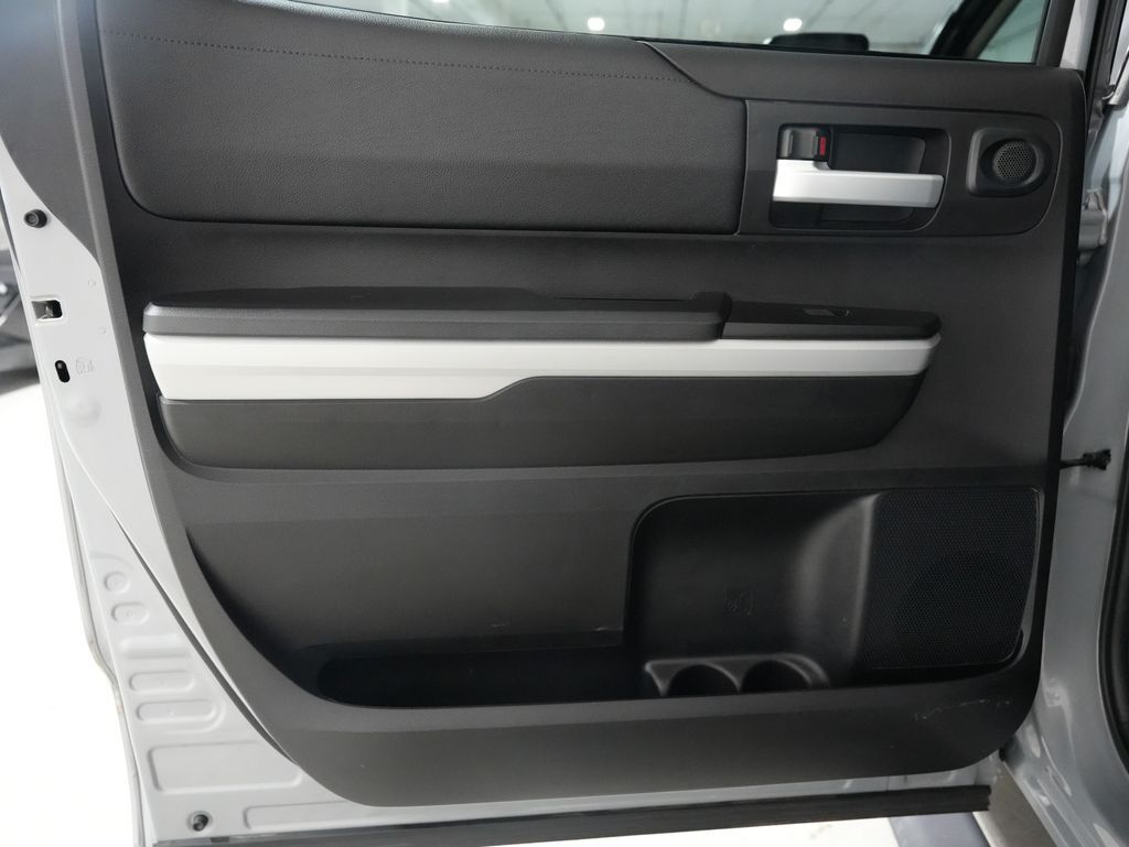 2020 Toyota Tundra SR5 Crewmax Tigard OR