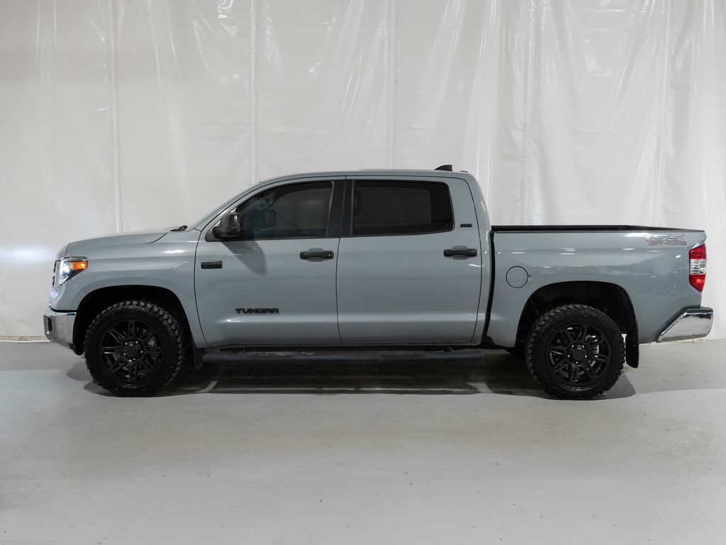 2020 Toyota Tundra SR5 Crewmax