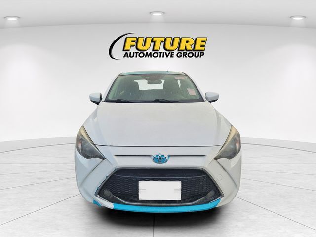 2020 Toyota Yaris LE