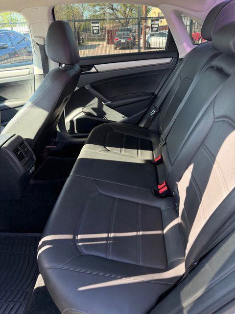 2020 VOLKSWAGEN PASSAT SE Grand Prairie TX