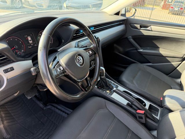2020 VOLKSWAGEN PASSAT SE Grand Prairie TX