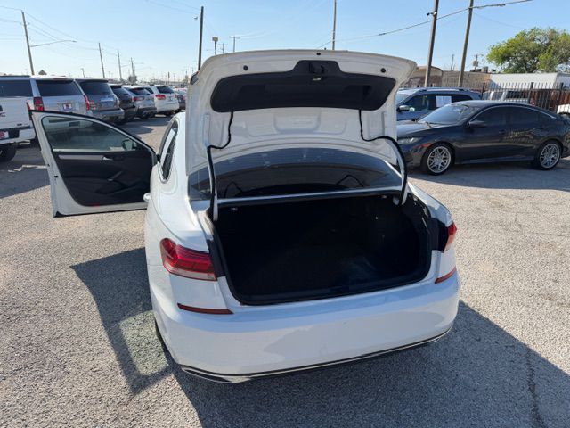 2020 VOLKSWAGEN PASSAT SE Grand Prairie TX